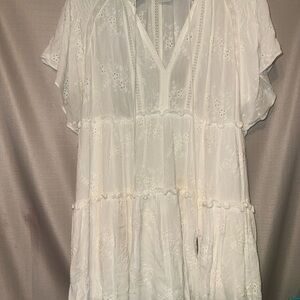 Vici Ivory Floral Lace Blouse